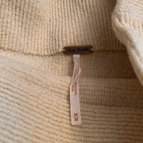 Free People Slouchy Ottoman - Picture 1 of 2